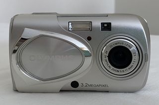 Cámara Digital Olympus Averiada