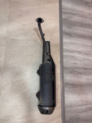 Escape Kymco Superdink 125 completo