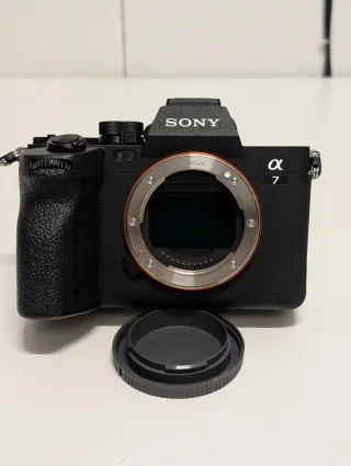 Sony A7 IV Cámara Mirrorless 11.133 disparos