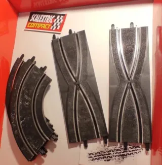 Scalextric Compact. Pack Cruce