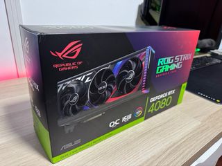 Asus ROG RTX 4080 OC Gráfica Como Nueva en su Caja