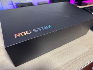 Asus ROG RTX 4080 OC Gráfica Como Nueva en su Caja