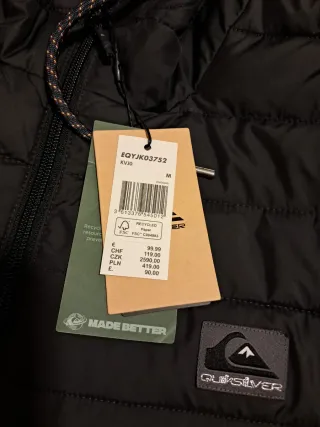 Abrigo Plumífero Negro Quiksilver Talla M