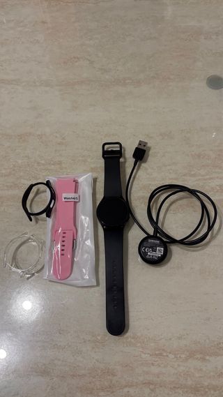 Samsung Watch 4 Negro + Correa Rosa