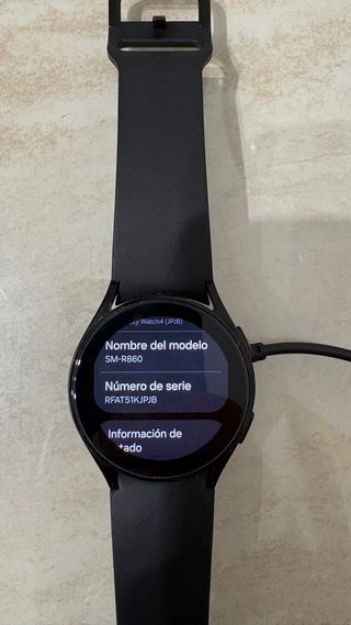 Samsung Watch 4 Negro + Correa Rosa