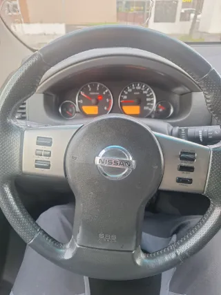 Nissan Pathfinder 2005