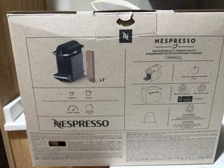 Cafetera Nespresso Pixie Verde