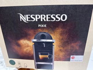 Cafetera Nespresso Pixie Verde