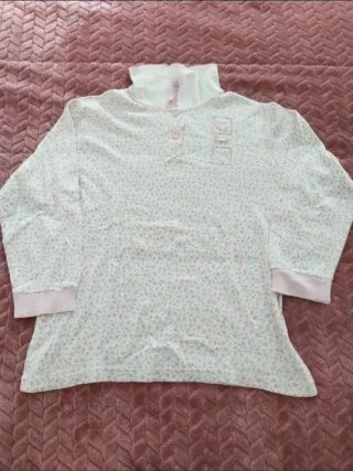 Conjunto Pijama manga comprida com flores