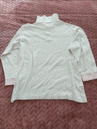 Conjunto Pijama manga comprida com flores