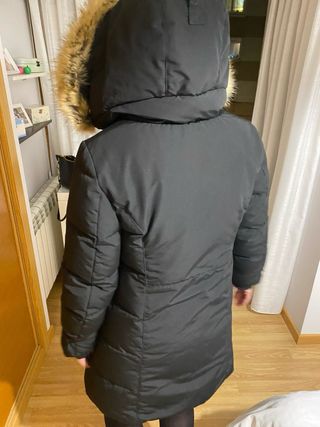 Parka Zara Negra Long Winter con Capucha y Pelo