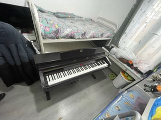 Piano en perfecto estado