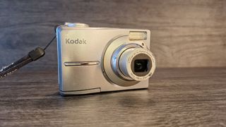 Cámara Digital Kodak EasyShare C813 8.2MP Plata