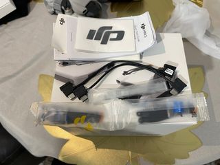 Drone DJI Mini 3 con control tarjeta sd128gb bolso