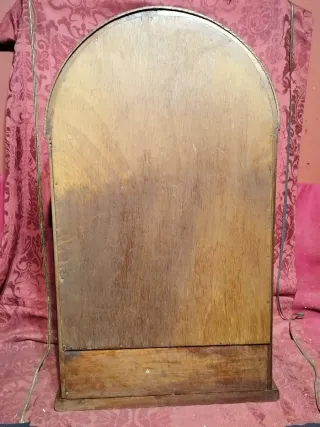 Antigua Capilla Religiosa Madera y Cristal