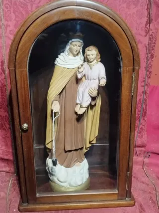 Antigua Capilla Religiosa Madera y Cristal