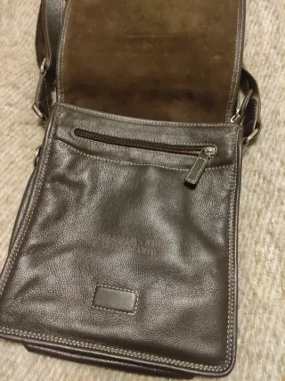 Bolso bandolera de piel para hombre