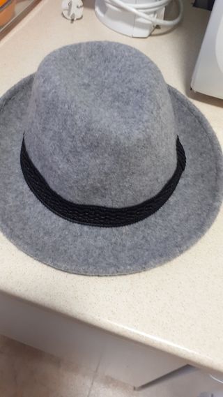 Sombrero de Lana Gris para Mujer