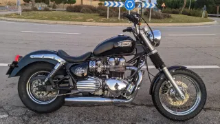 Triumph Bonneville América 2006