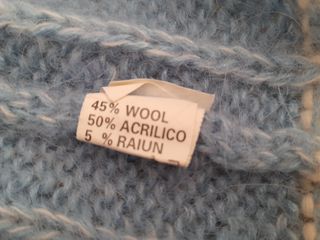 Cardigan azzurro con bottoni