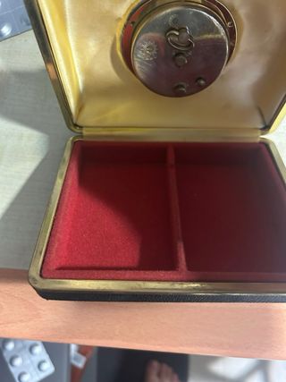 Reloj Europa 7 Jewels no funciona falta represión