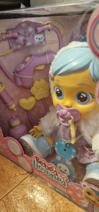 Muñeca Bebés Llorones Dressy Kristal