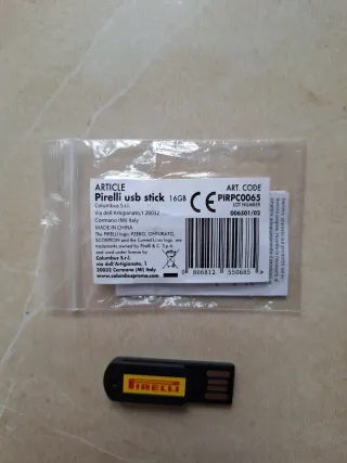 Chiavetta USB Pirelli