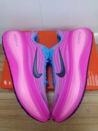 Nike Vomero Plus Azul y Rosa talla 40 y 43