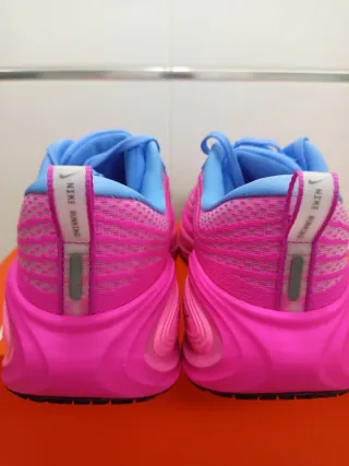 Nike Vomero Plus Azul y Rosa talla 40 y 43