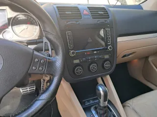 Volkswagen Golf 2005