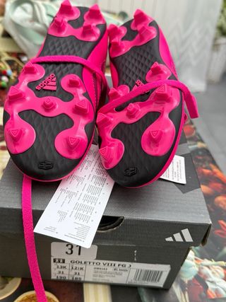 Botas de fútbol Adidas Goletto VIII FG J Rosa 31