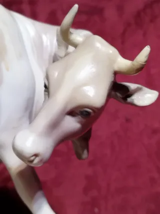 Figura antigua Lladro Vaca y Cerdito