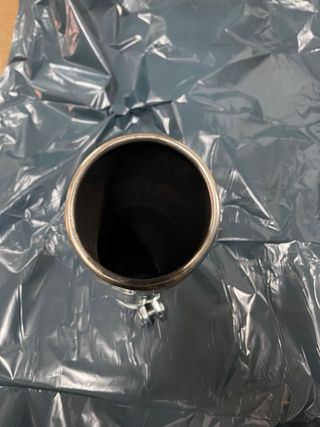 Cola de escape cromada