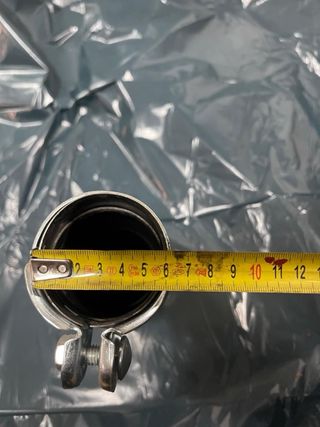 Cola de escape cromada