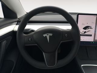 Tesla Model 3 Standard Plus RWD