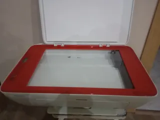 Impresora HP WiFi Roja y Blanca