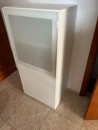 Mueble BESTA blanco y cristal