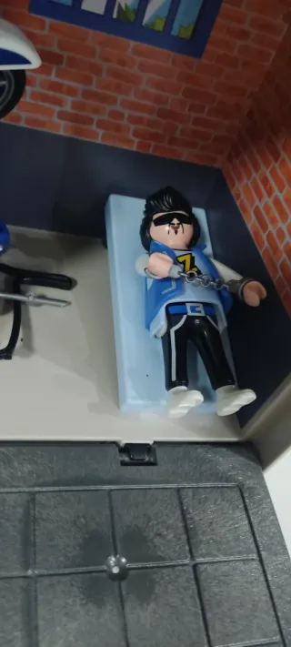 Maletín Comisaría de Policía Playmobil