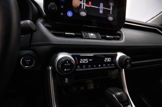 Toyota RAV4 2023 4x4 4WD GARANTIA TOYOTA