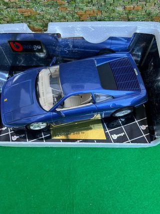Ferrari 348 TB – Burago – Escala 1:18 - con caja