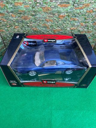 Ferrari 348 TB – Burago – Escala 1:18 - con caja