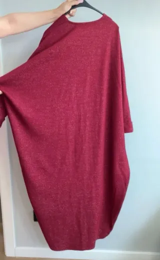 Cárdigan largo oversize en color granate