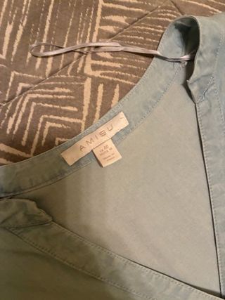 Vestido Talla M Floral Manga Larga 5euros cada uno