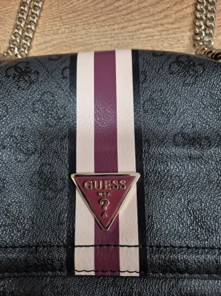 Bolso Guess Negro Multicolor