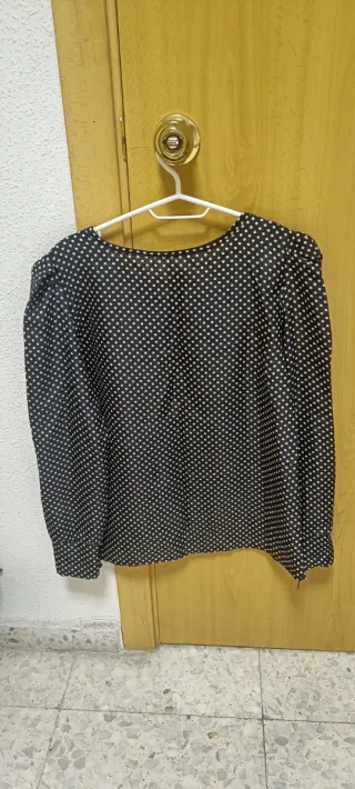 Blusa vintage negra lunares blancos