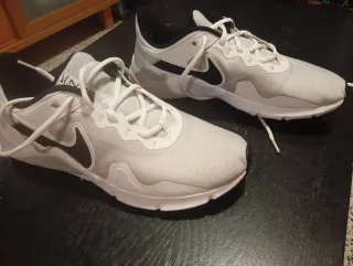 Tenis Nike Blancos Talla 42