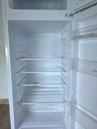 Frigorífico Indesit con congelador