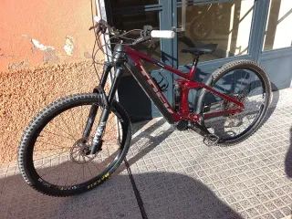Bicicleta ebaike Trek Bosch 750