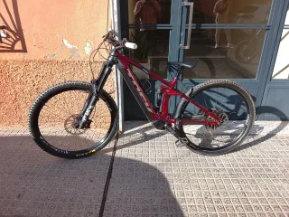 Bicicleta ebaike Trek Bosch 750