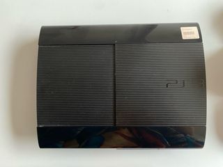 Playstation 3 Slim 500GB + 7 Juegos